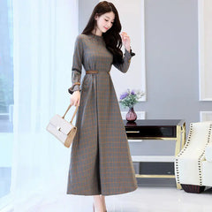 Vintage Long Sleeve Plaid Dress with Flared Hem