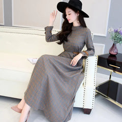 Vintage Long Sleeve Plaid Dress with Flared Hem