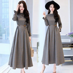 Vintage Long Sleeve Plaid Dress with Flared Hem