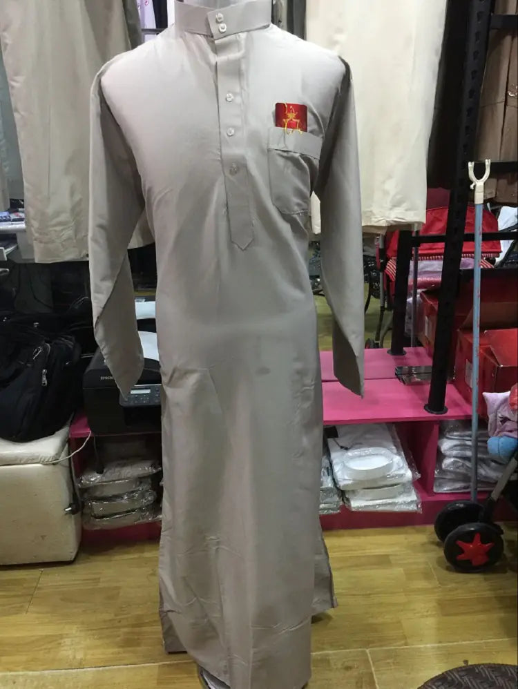 Men's Middle Eastern Arab Robe for Traditional Wear