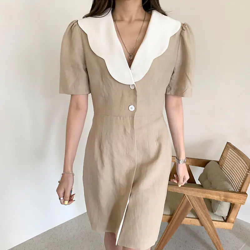 French Vintage Dress with Ruffle Collar and Color Block