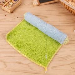 "Lint-Free Towels for Kitchen Cleaning"